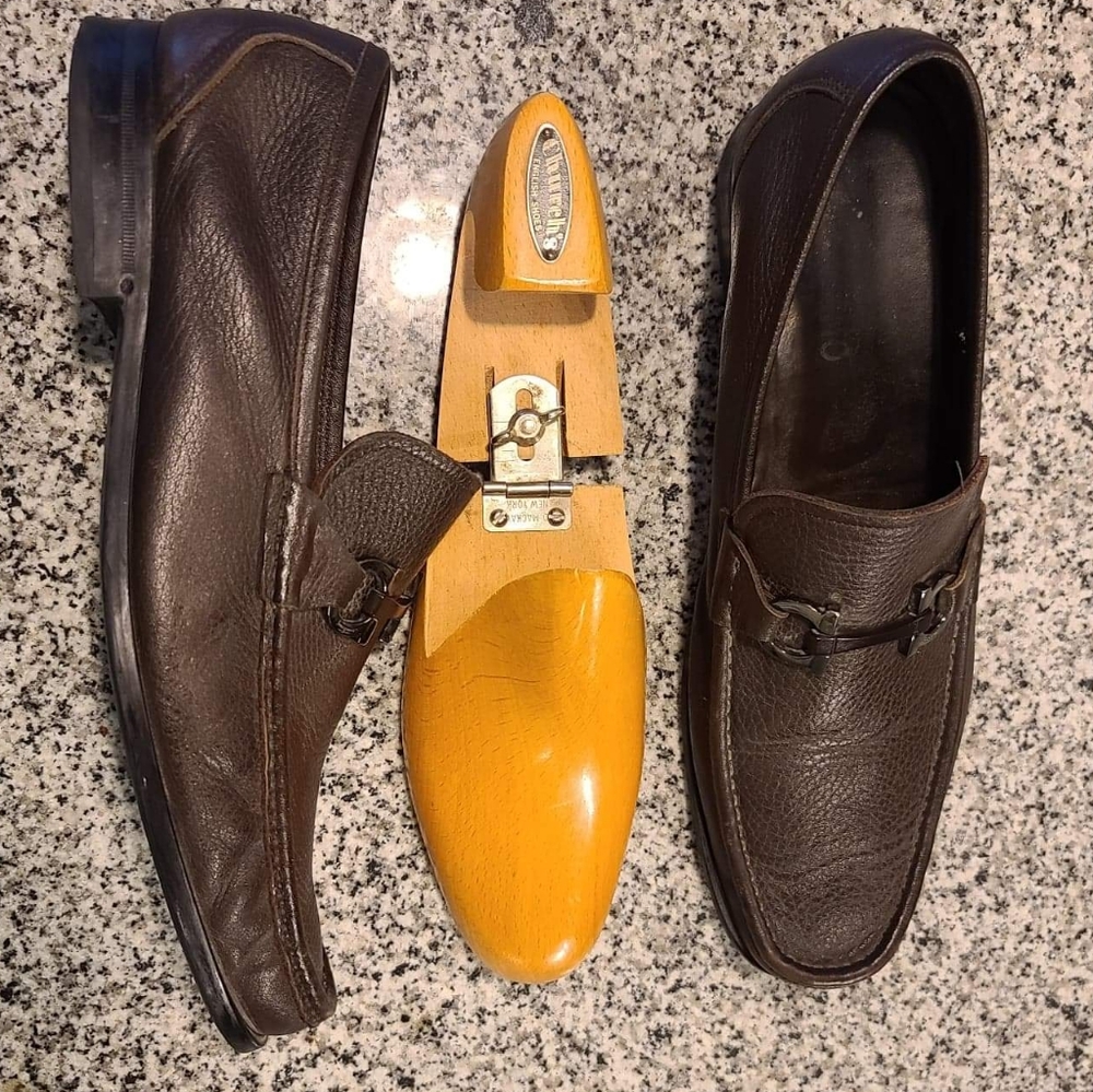 Size 12 Ferragamo Gianni leather loafers.